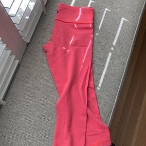 Hot pink lululemon leggings